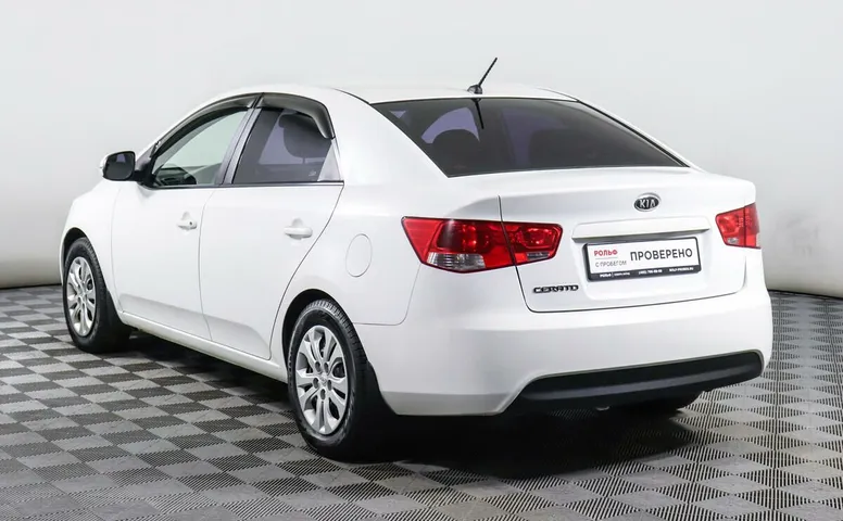 Kia Cerato 1.6 МКПП