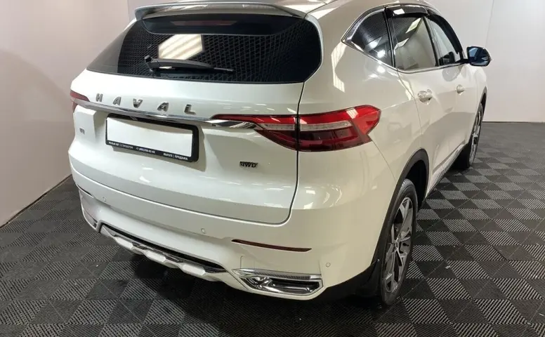 Haval F7