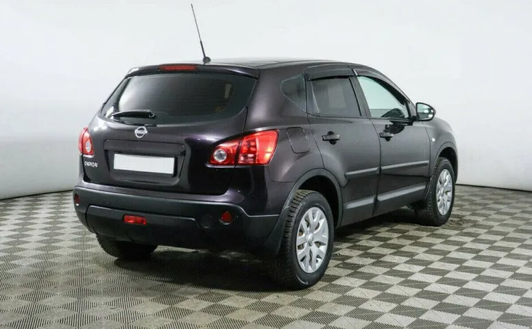 Nissan Qashqai 2.0 Вариатор