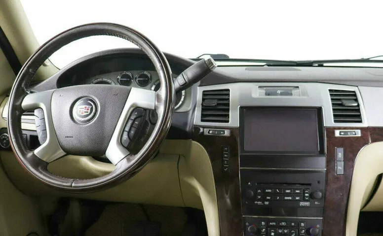 Cadillac Escalade 6.2 Автомат