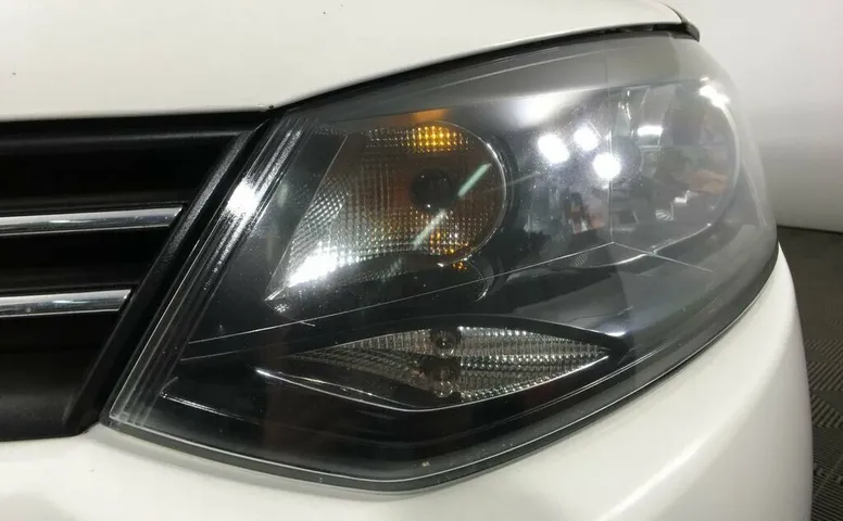Volkswagen polo v
