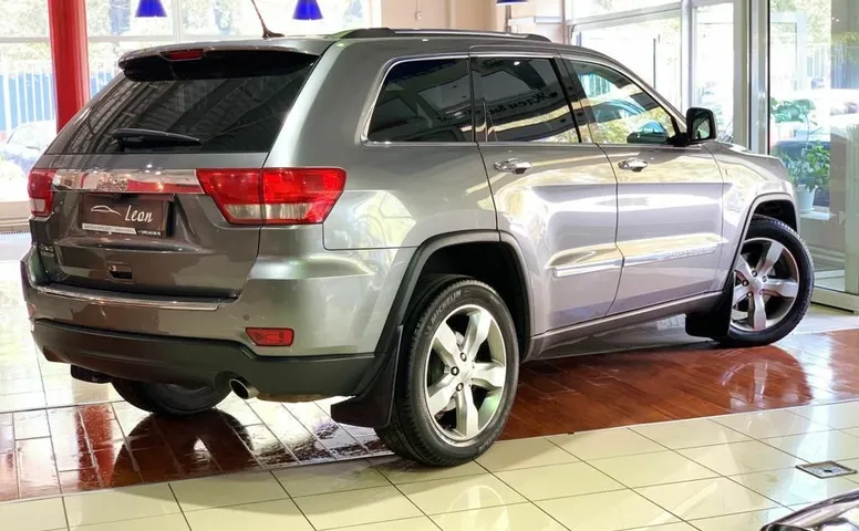Jeep Grand Cherokee IV (WK2)