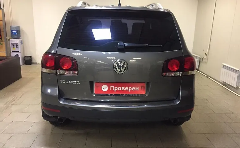 Volkswagen Touareg I Рестайлинг