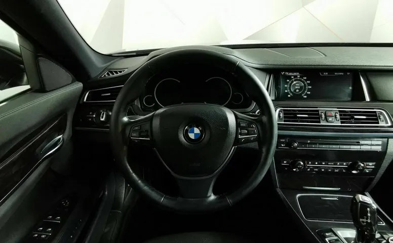 BMW 7 серия 750Li xDrive AT (450 л.с.) Черный