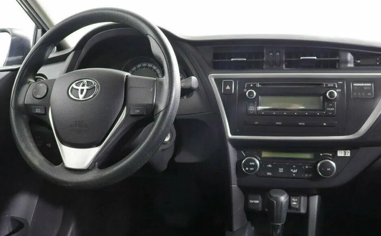 Toyota Auris 1.6 Вариатор