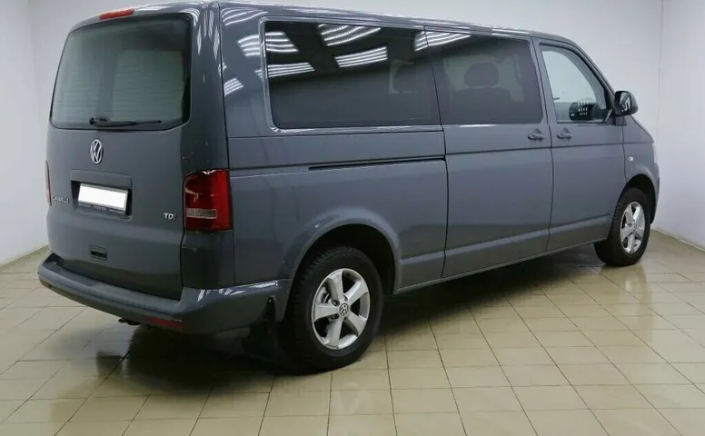 Volkswagen Caravelle LWB Long T5 Рестайлинг