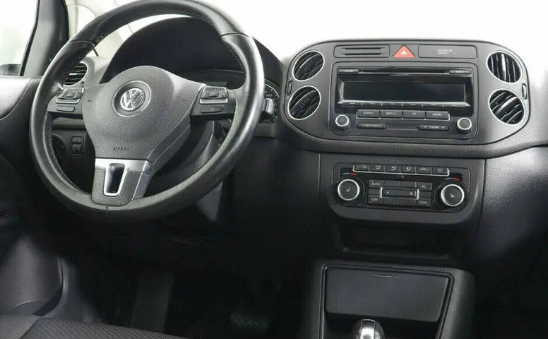 Volkswagen Golf Plus 1.6 Робот