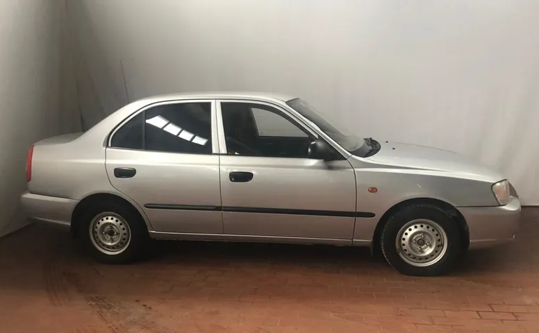 Hyundai ACCENT 1.5 MT (102 л.с.)