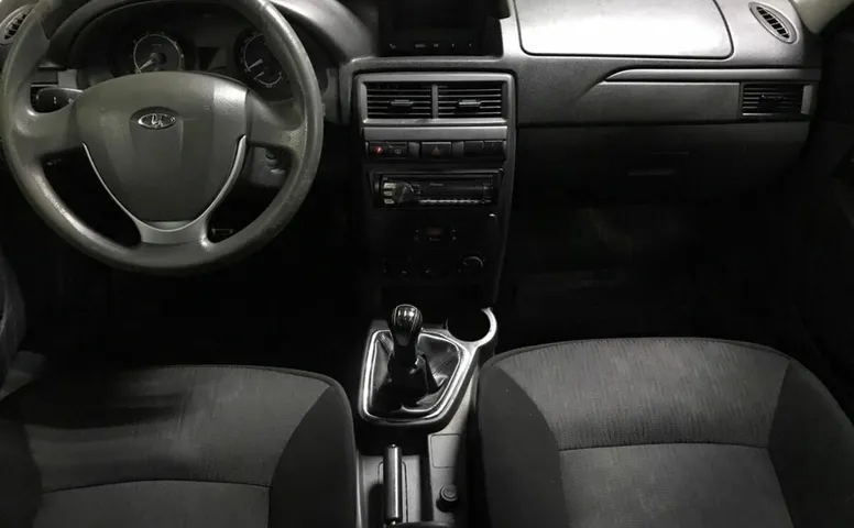 LADA (ВАЗ) 2170 1.6 MT (98 л.с.)