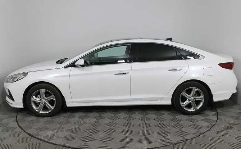 Hyundai Sonata 2.0 АКПП