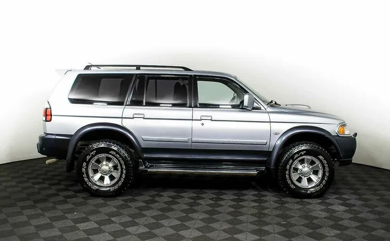 Mitsubishi pajero sport i рестайлинг