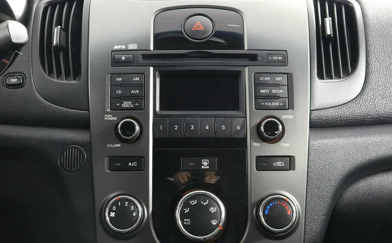 Kia Cerato II