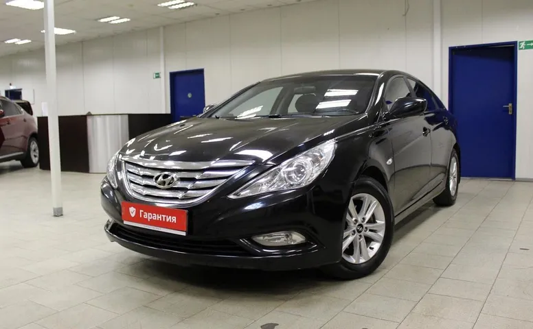 Hyundai Sonata VI (YF)