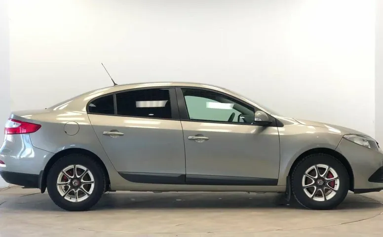 Renault Fluence I Рестайлинг