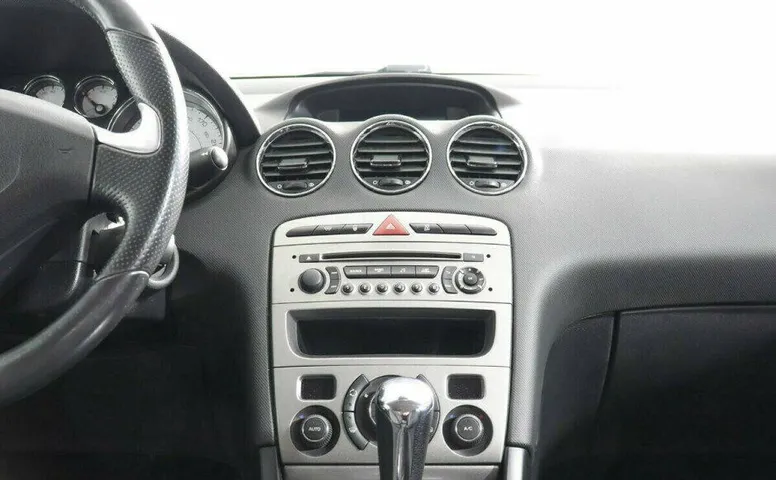 Peugeot 408 1.6 Автомат