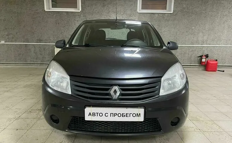 Renault SANDERO 1.6 MT (103 л.с.)