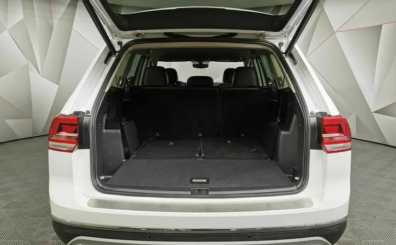 Volkswagen Teramont 2.0T AT 4Motion (220 л.с.) Status Белый