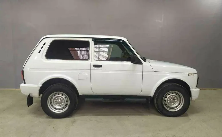 LADA (ВАЗ) 2131_4X4 1.7 MT (83 л.с.) 4WD