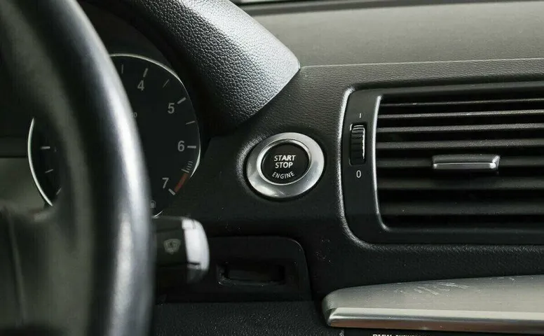 BMW 1 серия 2.0 Автомат