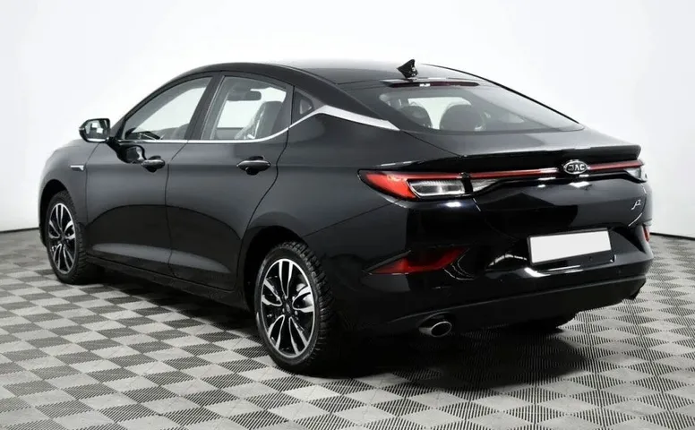 JAC J7
