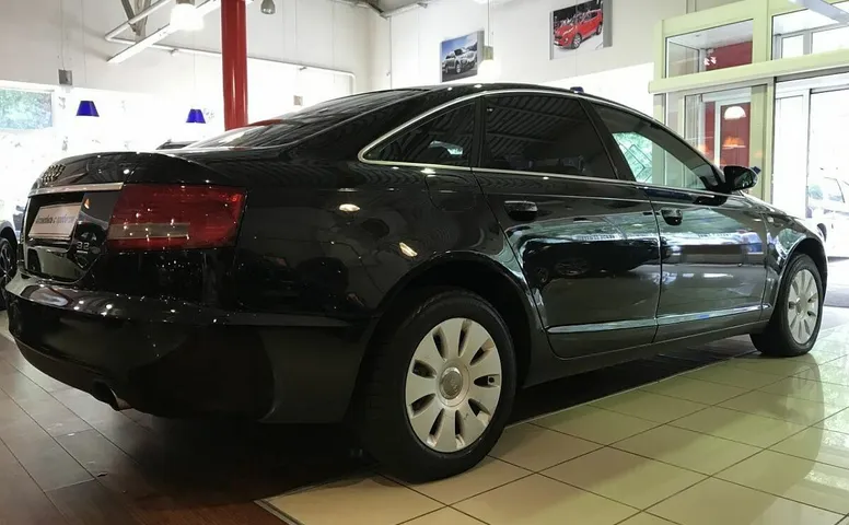 Audi A6 III (C6)
