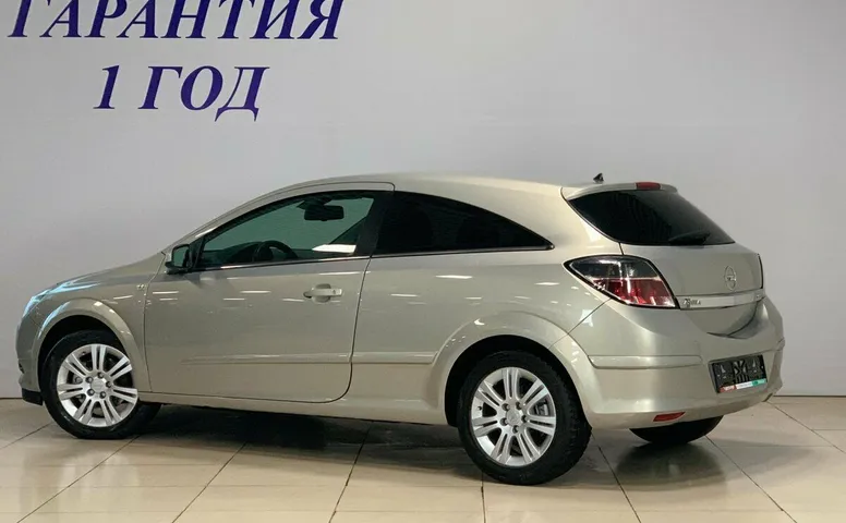 Opel astra h рестайлинг gtc