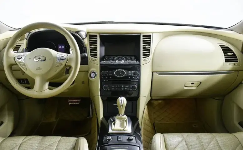 Infiniti FX