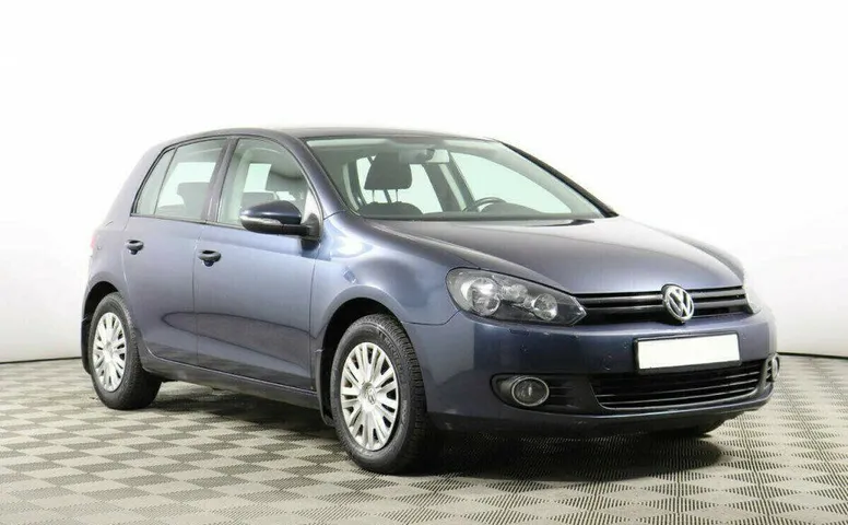 Volkswagen Golf 1.6 Робот