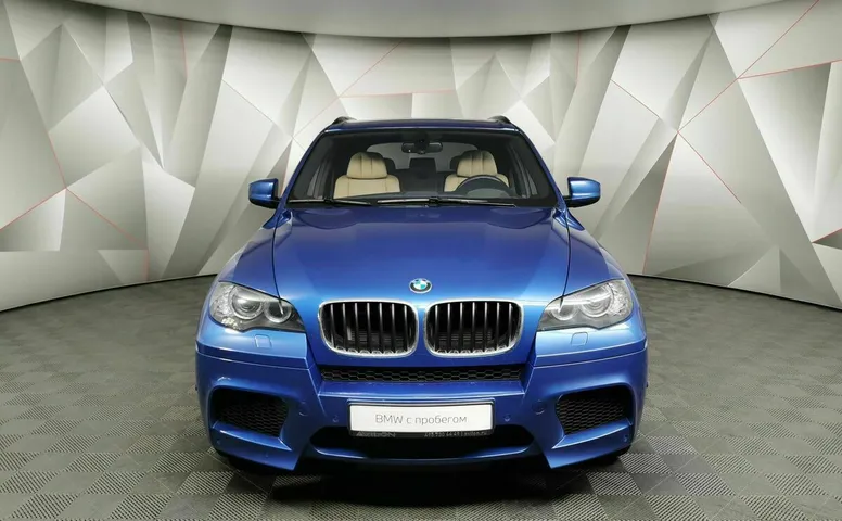 BMW X5 M 4.4 AT (555 л.с.) Синий