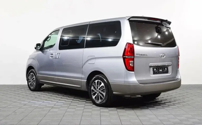 Hyundai Grand Starex