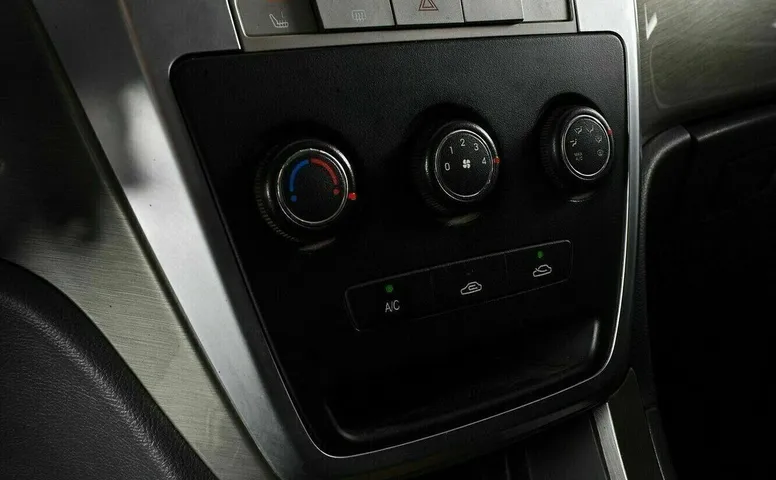 Geely emgrand x7