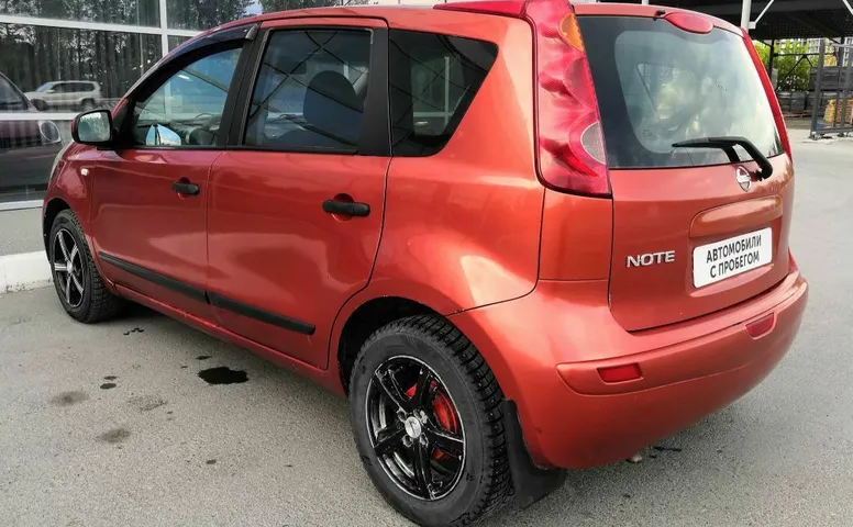Nissan NOTE 1.4 MT (88 л.с.)