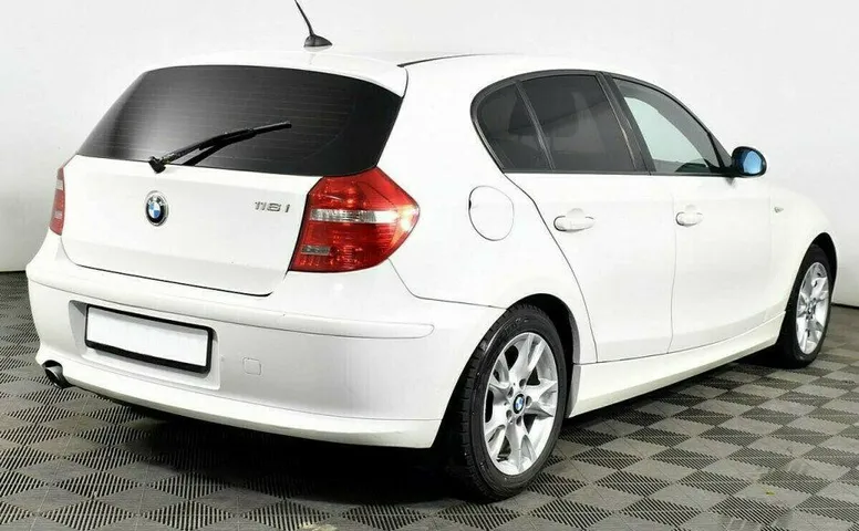 BMW 1 серия 1.6 Автомат