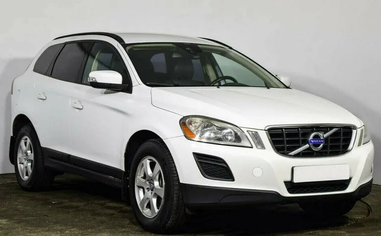 Volvo XC60 2.0 Робот