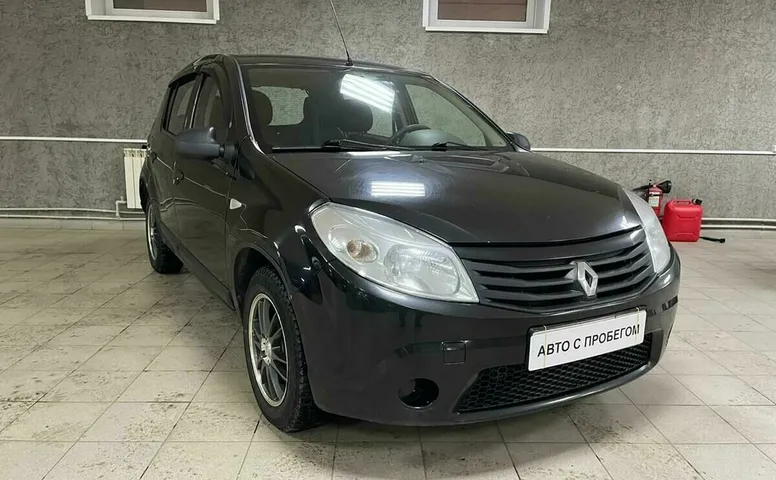 Renault SANDERO 1.6 MT (103 л.с.)