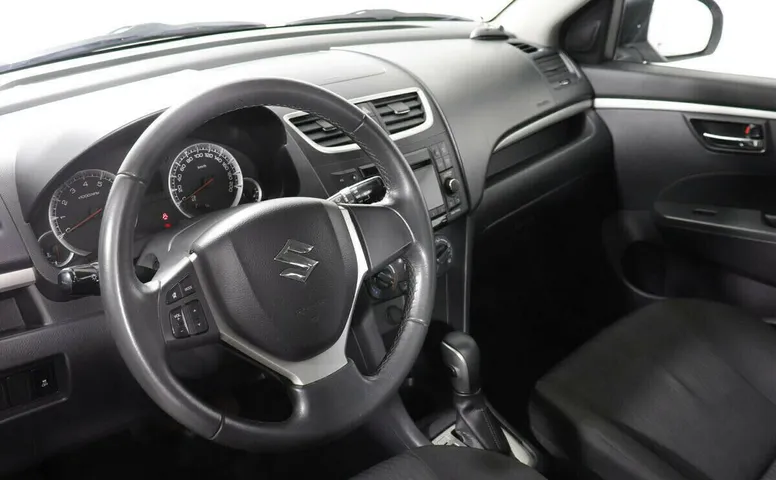 Suzuki Swift IV