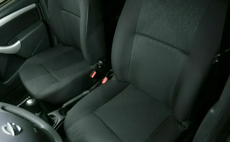Nissan terrano