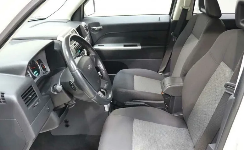 Jeep liberty (patriot)
