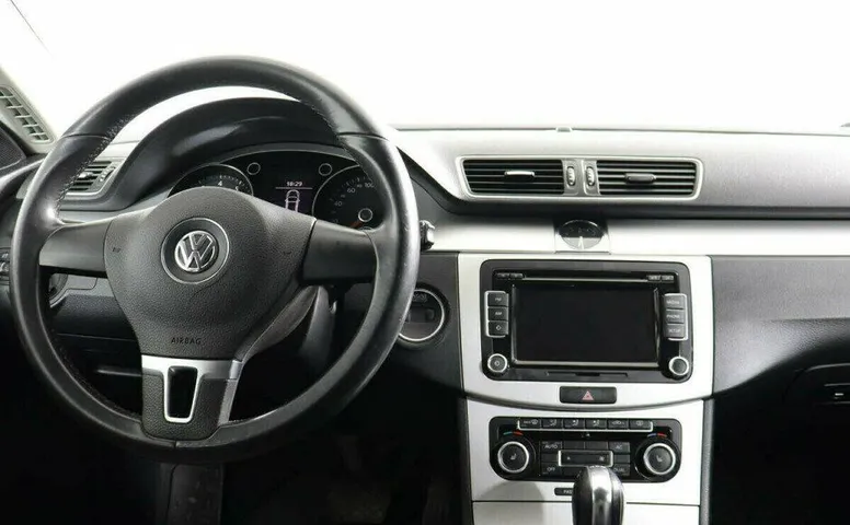 Volkswagen Passat CC 1.8 Робот