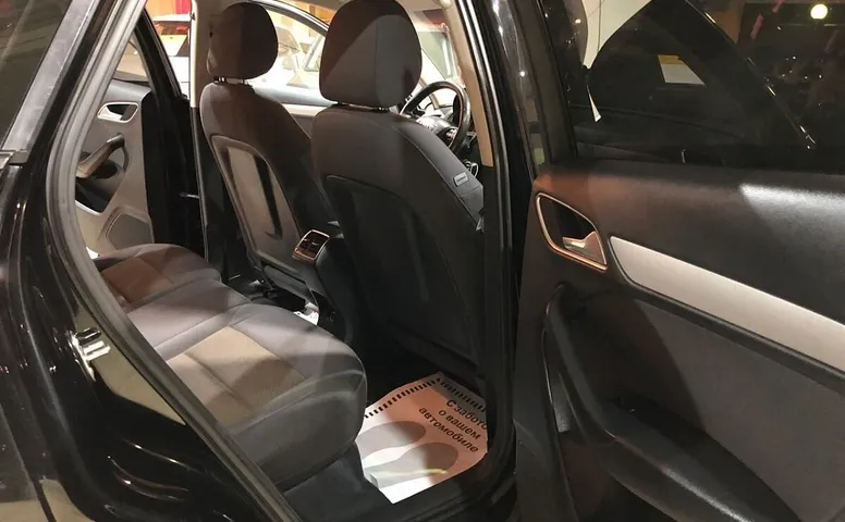 Audi Q3 I (8U)