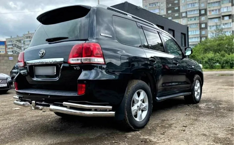 Toyota land cruiser 200 series