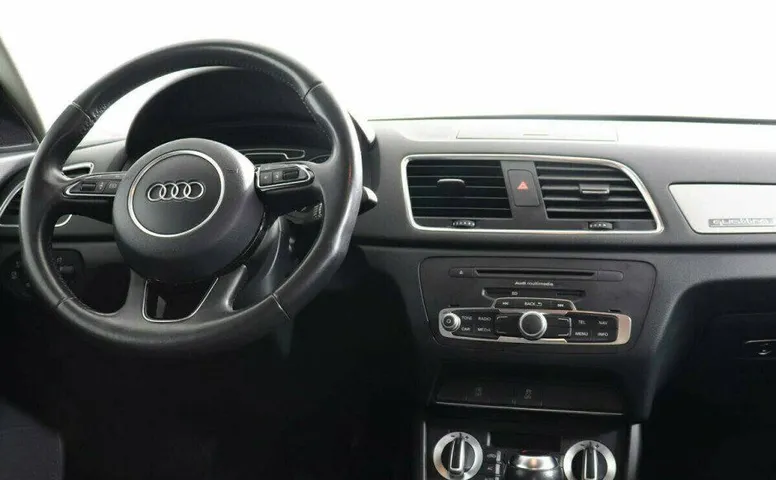 Audi Q3 2.0 Робот