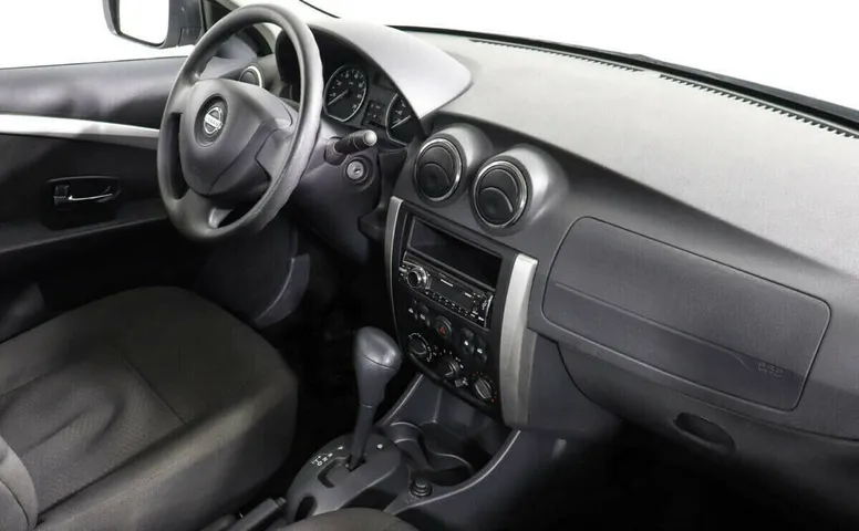 Nissan Almera III (G15)