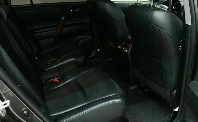 Toyota highlander