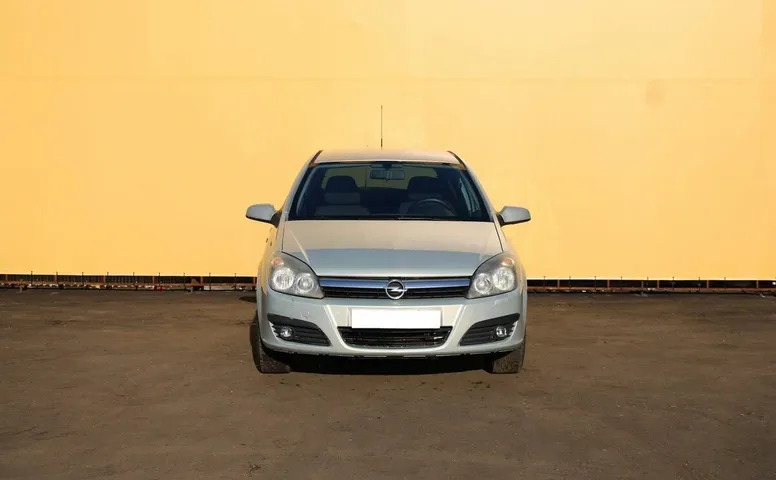Opel ASTRA 1.8 MT (125 л.с.)