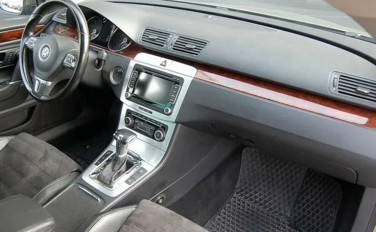 Volkswagen Passat CC