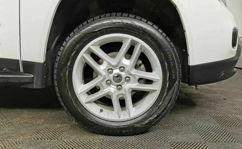 Jeep Compass 2.4 AT AWD (170 л.с.) Белый