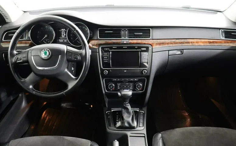 Skoda Superb II