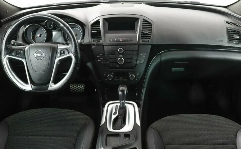 Opel Insignia 2.0 Автомат