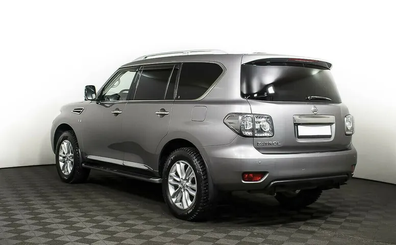Nissan Patrol VI (Y62)